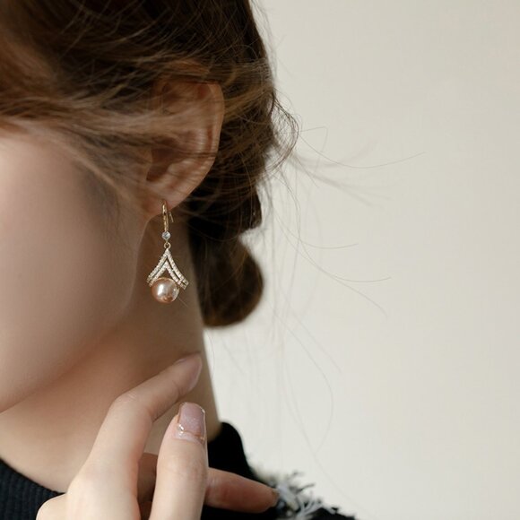 3/$35 Triangle Style Pearl Hook Gold Dangle Drop Earrings Rhinestones Jewelry - Picture 1 of 6